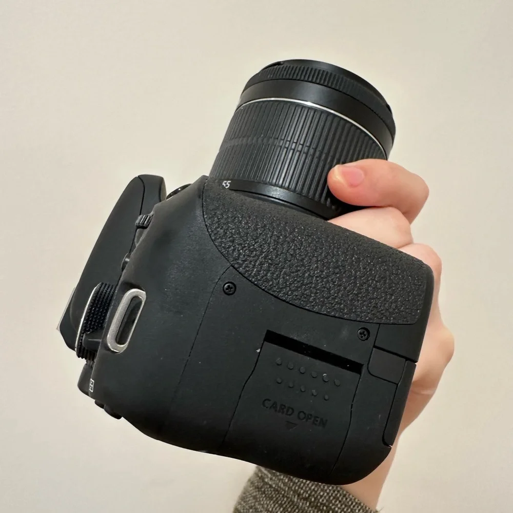 Canon EOS Rebel T6i with 18-55 mm lens (USED, LIKE NEW QUALITY)